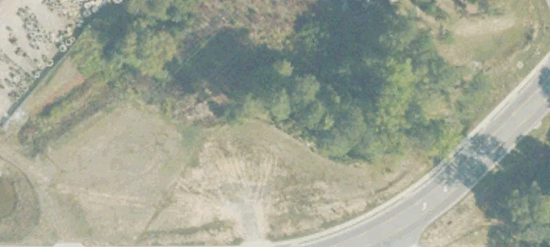 85 Howell Ave