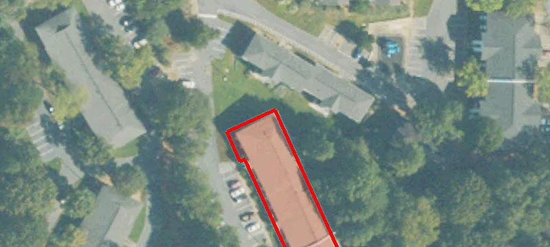 595 Riverside Pkwy