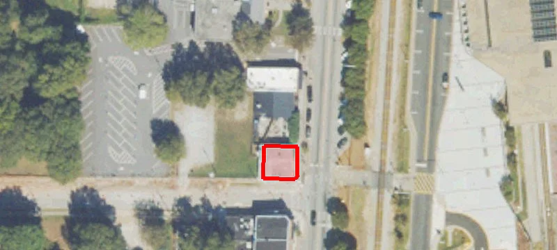3811 Main St