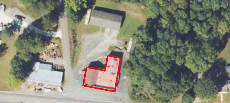 8527 Cumming Hwy