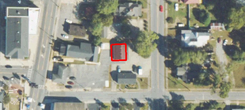 122 Philpot St