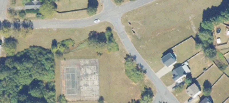 16 Hampton Dr