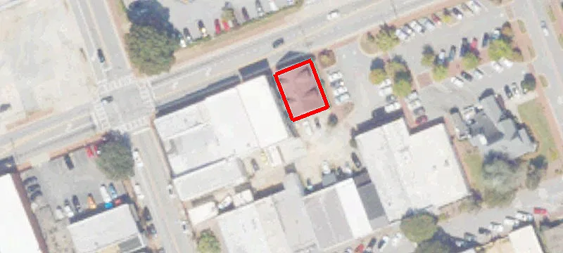 904 Commerce St
