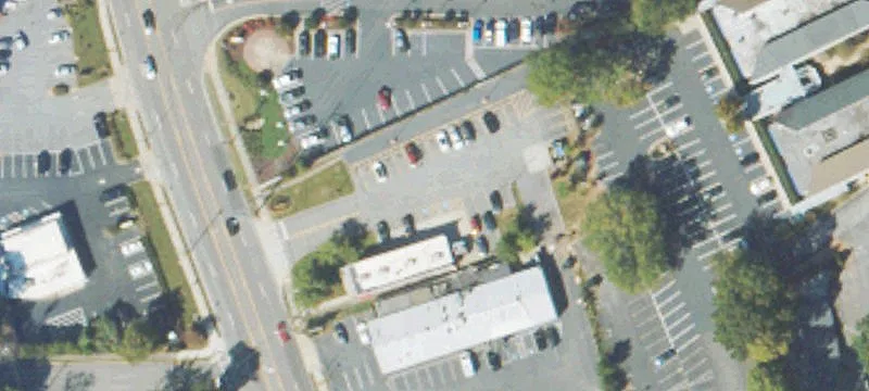 6445 Roswell Rd
