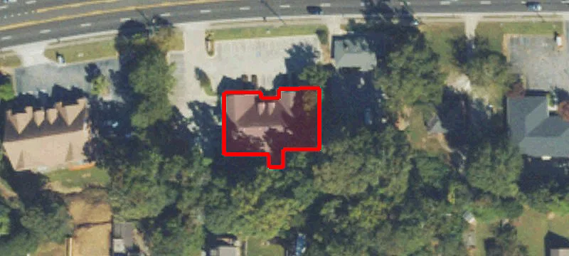 4879 Lavista Rd