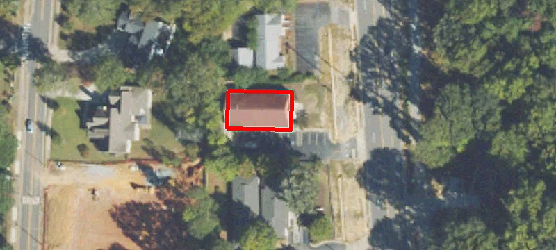 390 Main St