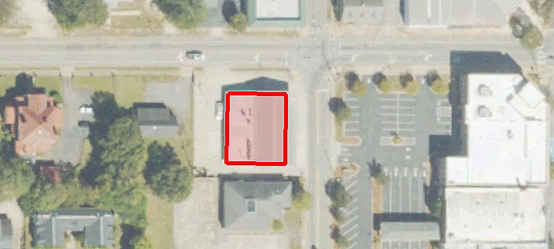301 Main St