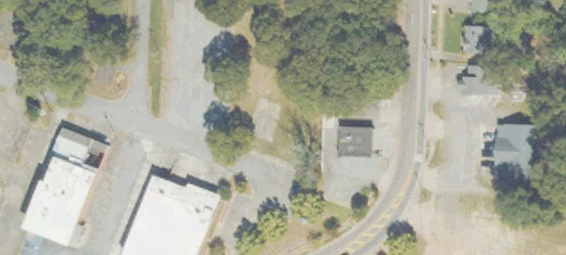 888 Hl St