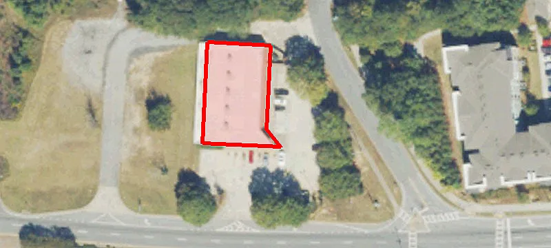 695 Lanier W Ave