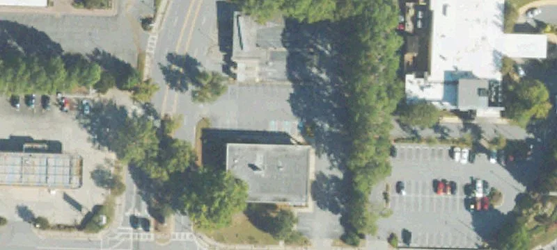4144 Lavista Rd