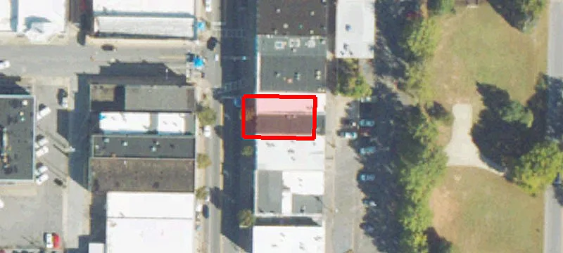 413 Main St