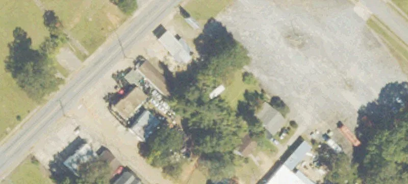904 Barnesville St