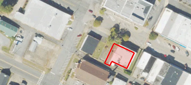 137 Main St