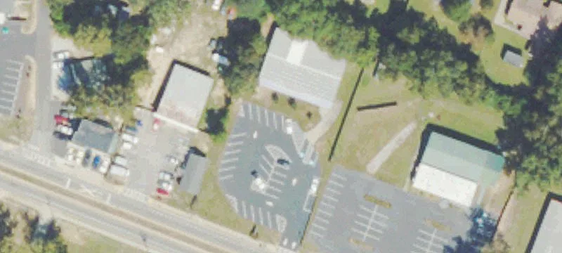107 Robinson Ave