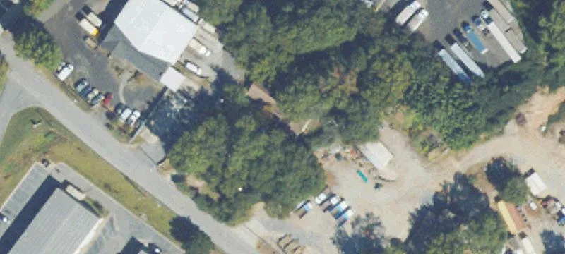 517 Cemetery St