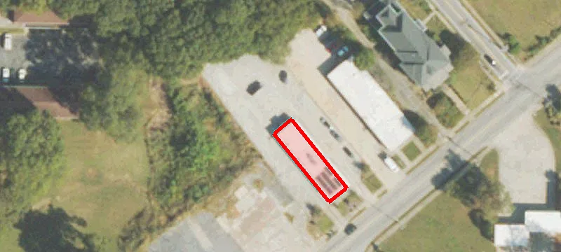 709 Maple St