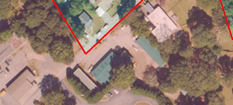 100 Gloria Dr