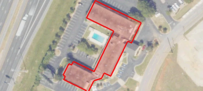 102 Hampton Ct