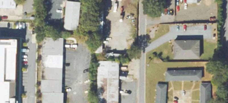 122 Oak St