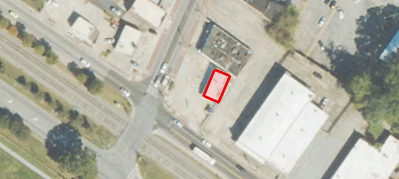 655 Central Ave