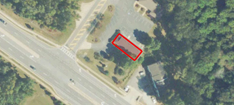 1010 Woodlands Rd