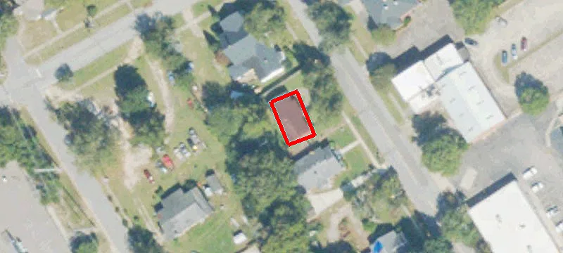 611 Academy Ave