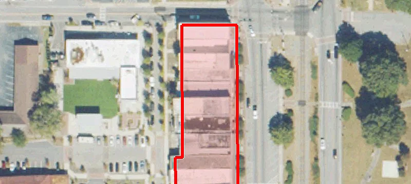 112 Main St