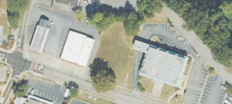1056 Main St