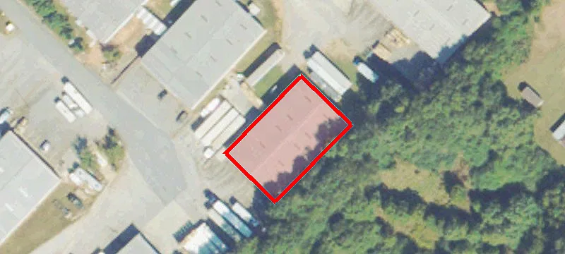546 Commercial Dr