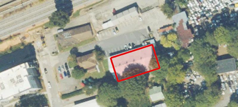 135 Maple St
