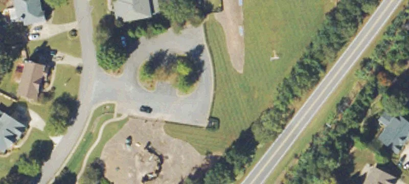 202 Chadwyck Ln