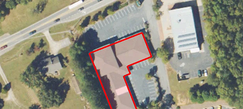 7768 Cumming Hwy