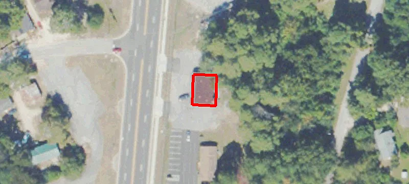 640 Main St