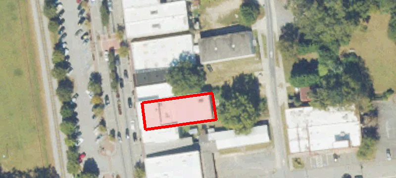 945 Main St