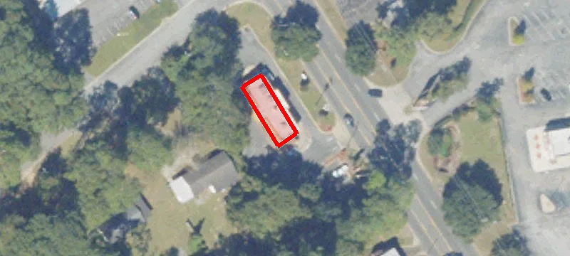2865 Pinetree Blvd