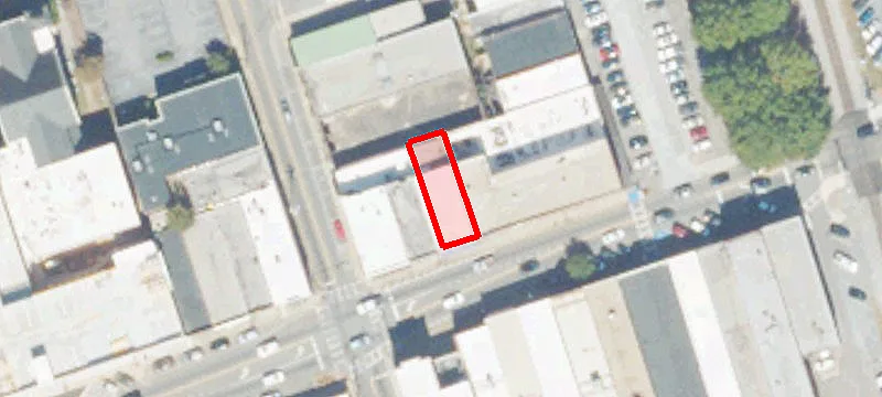 21 Main St