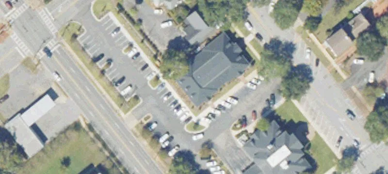 325 Broad St