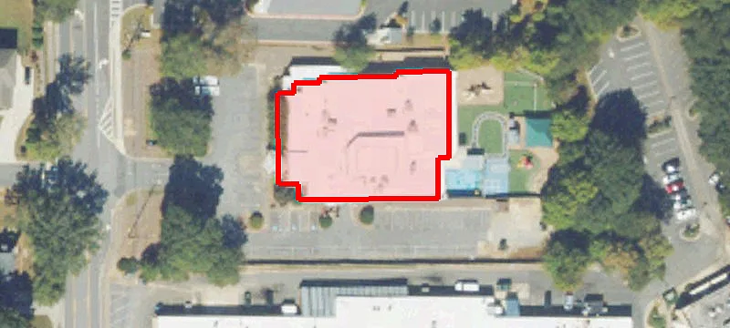 726 Woodlawn NE Dr