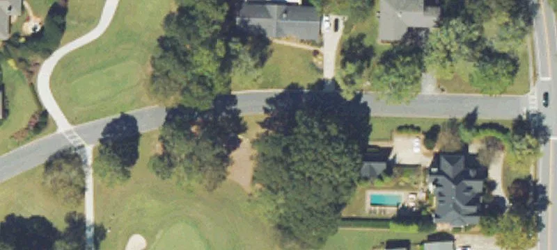 4001 Clubland Dr