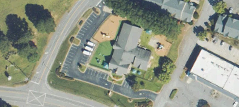 5425 Mcginnis Vlg Pl