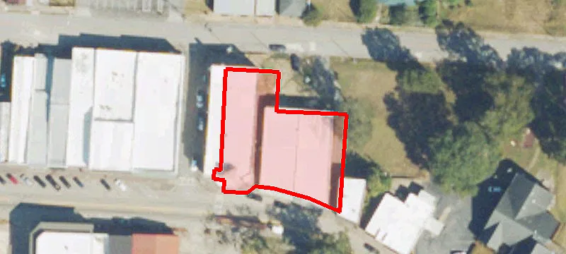 402 Main St