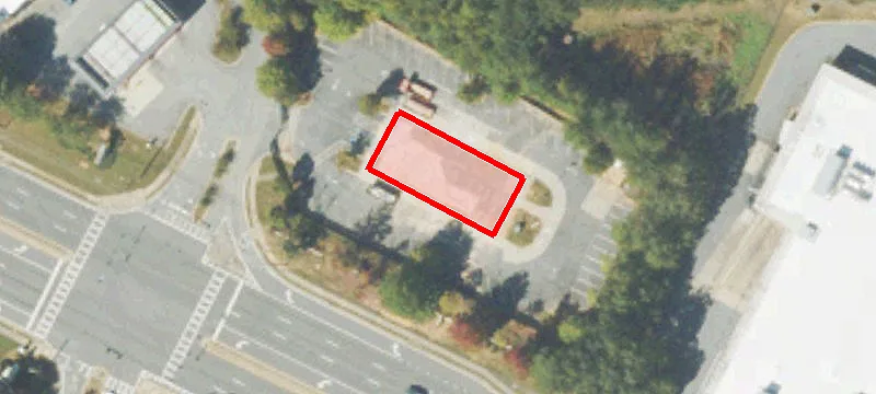 895 Woodstock Rd