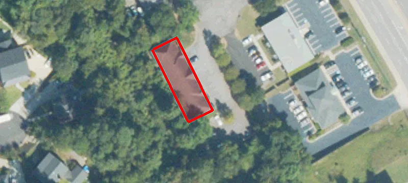 1105 Furys Ln