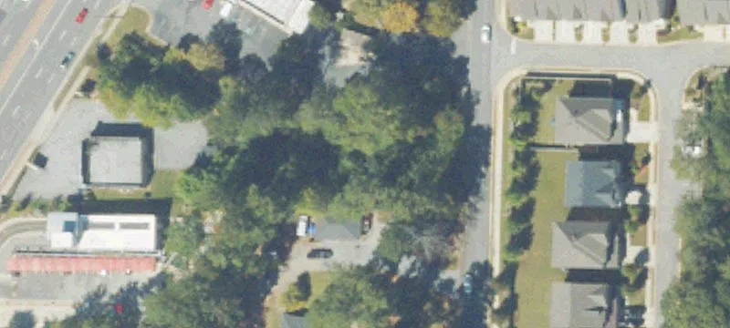 831 Lecroy NE Dr