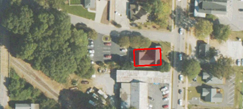 419 Dixie St