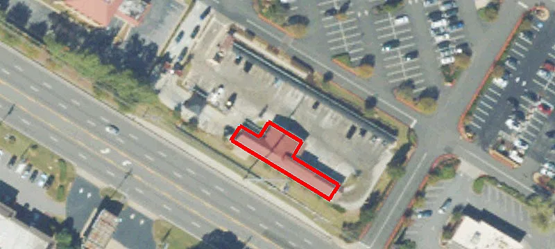 1564 Holcomb Brg Rd