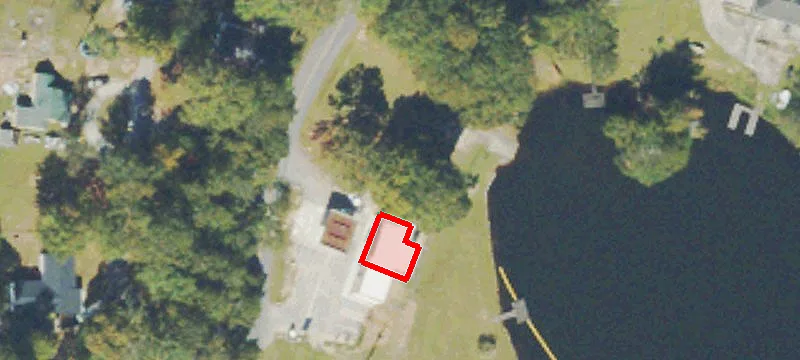 2331 Lakeshore NE Dr