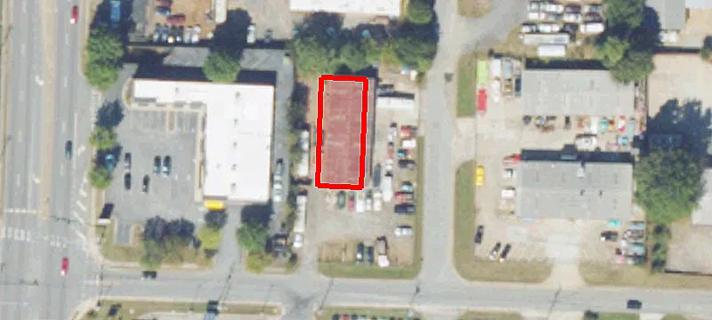 3233 Fairview Dr