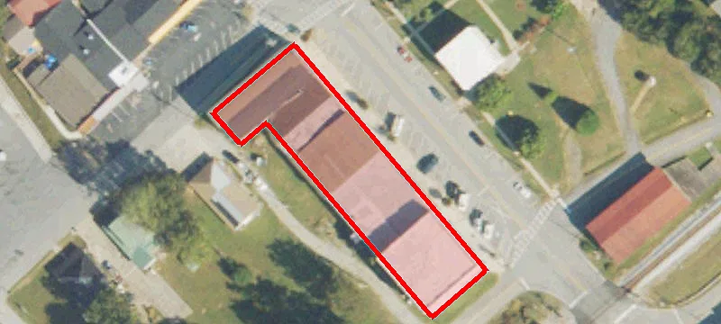 28 Main St