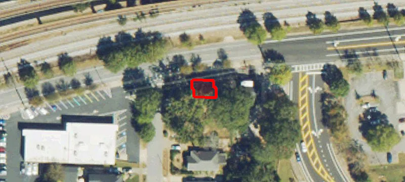 2227 College NE Ave